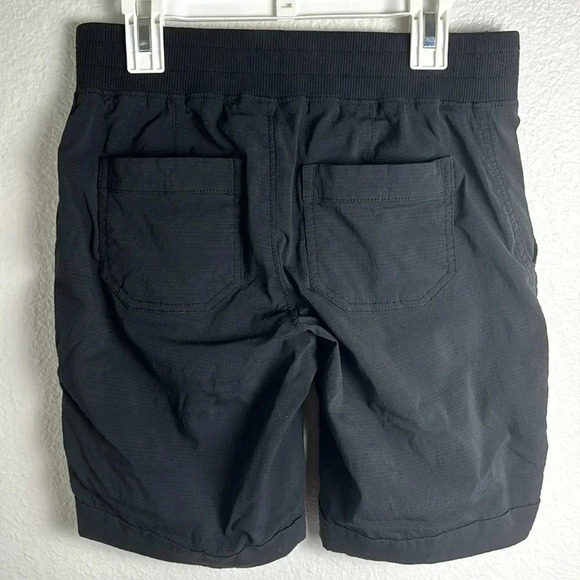 ☀️Athleta 9” Inseam Shorts - Picture 6 of 6